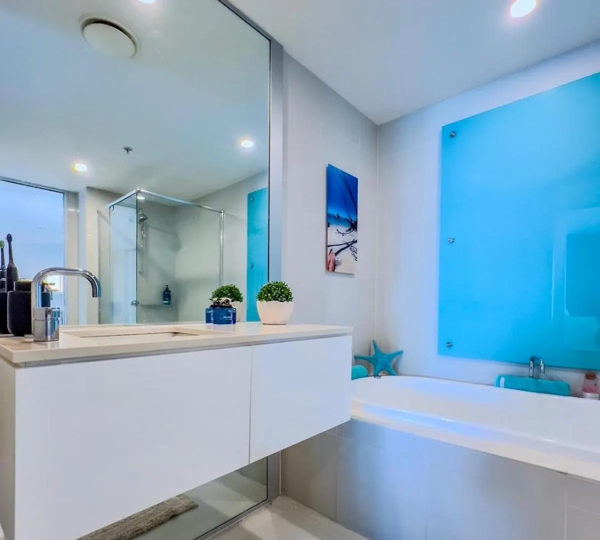 Iconic Q1 Level 35! Apartment Gold Coast 0*,