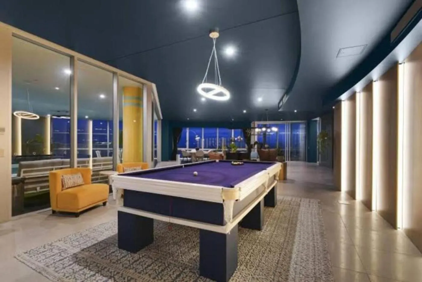 Iconic Q1 Level 35! Apartment Gold Coast