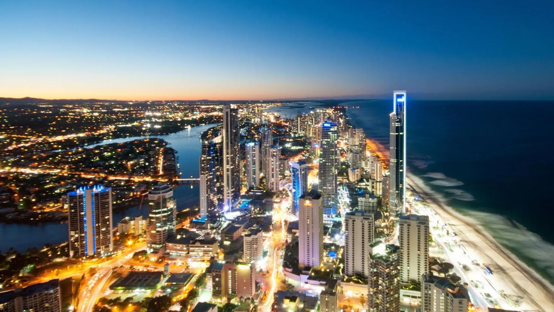 Iconic Q1 Level 35! Apartment Gold Coast
