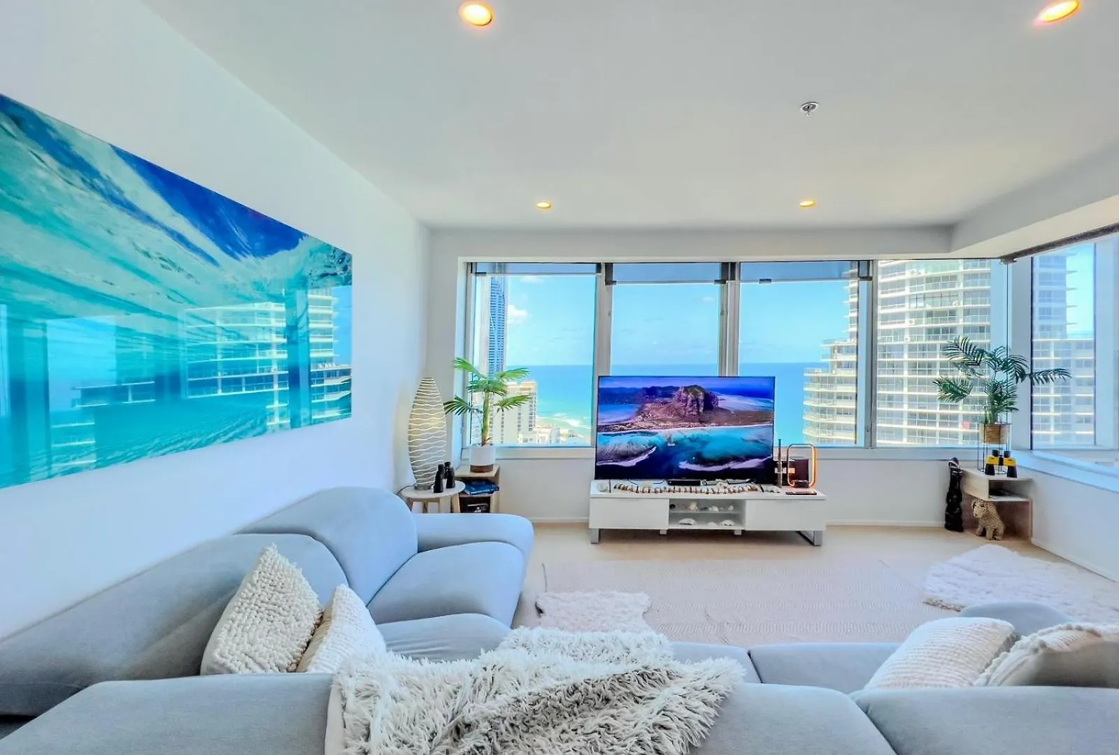 Iconic Q1 Level 35! Apartment Gold Coast
