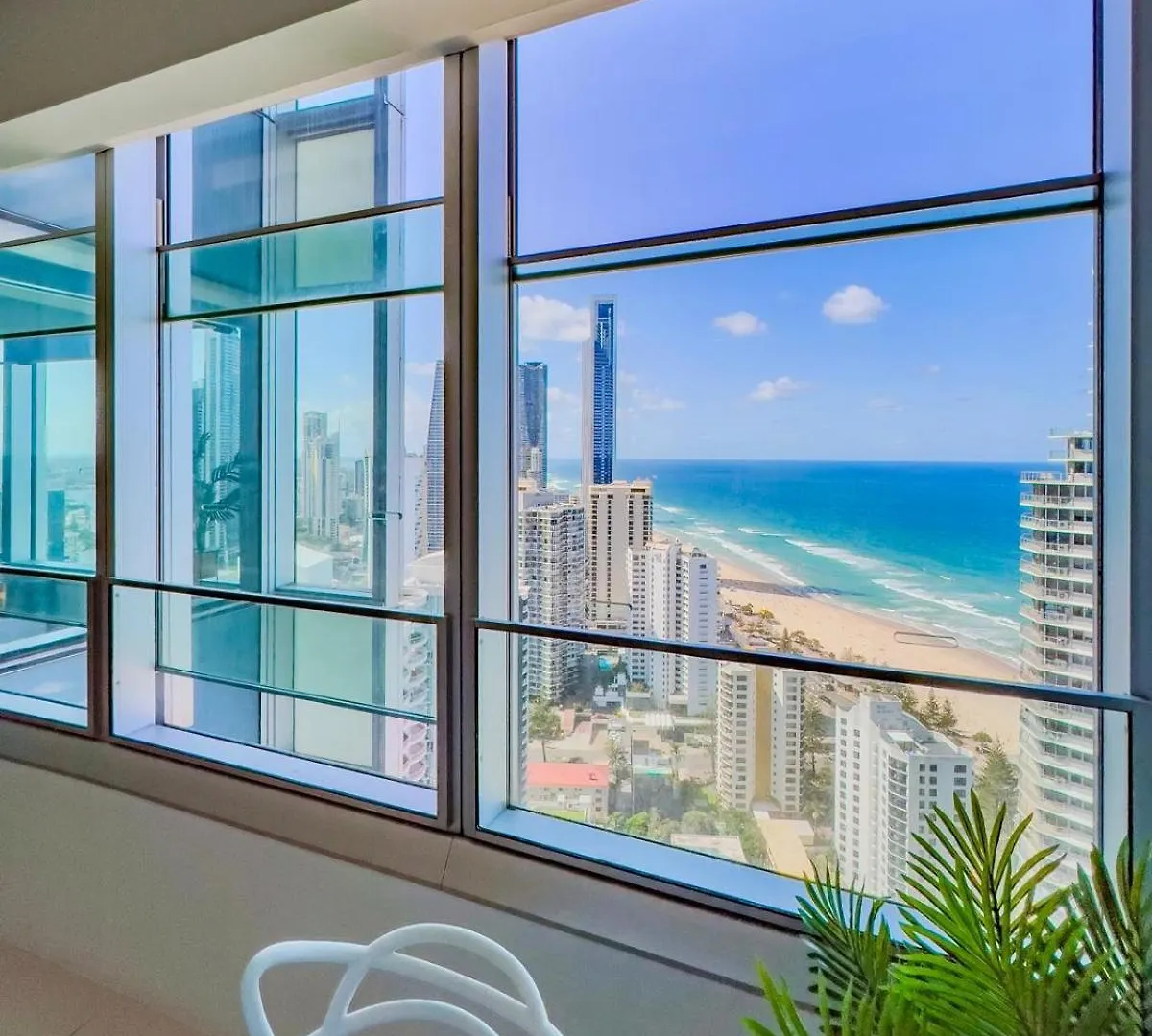 Iconic Q1 Level 35! Apartment Gold Coast